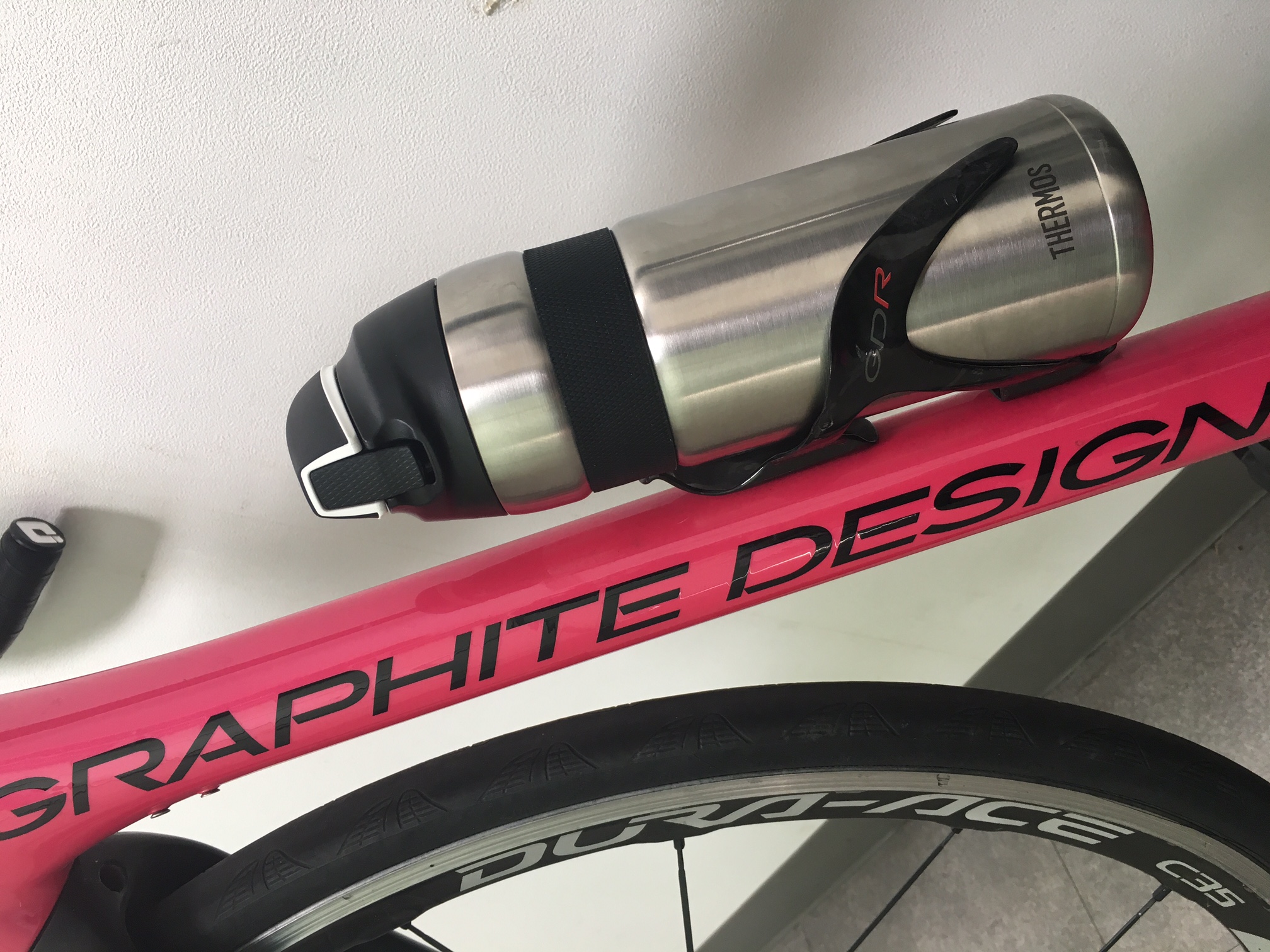 サーモスが作った自転車専用ボトル