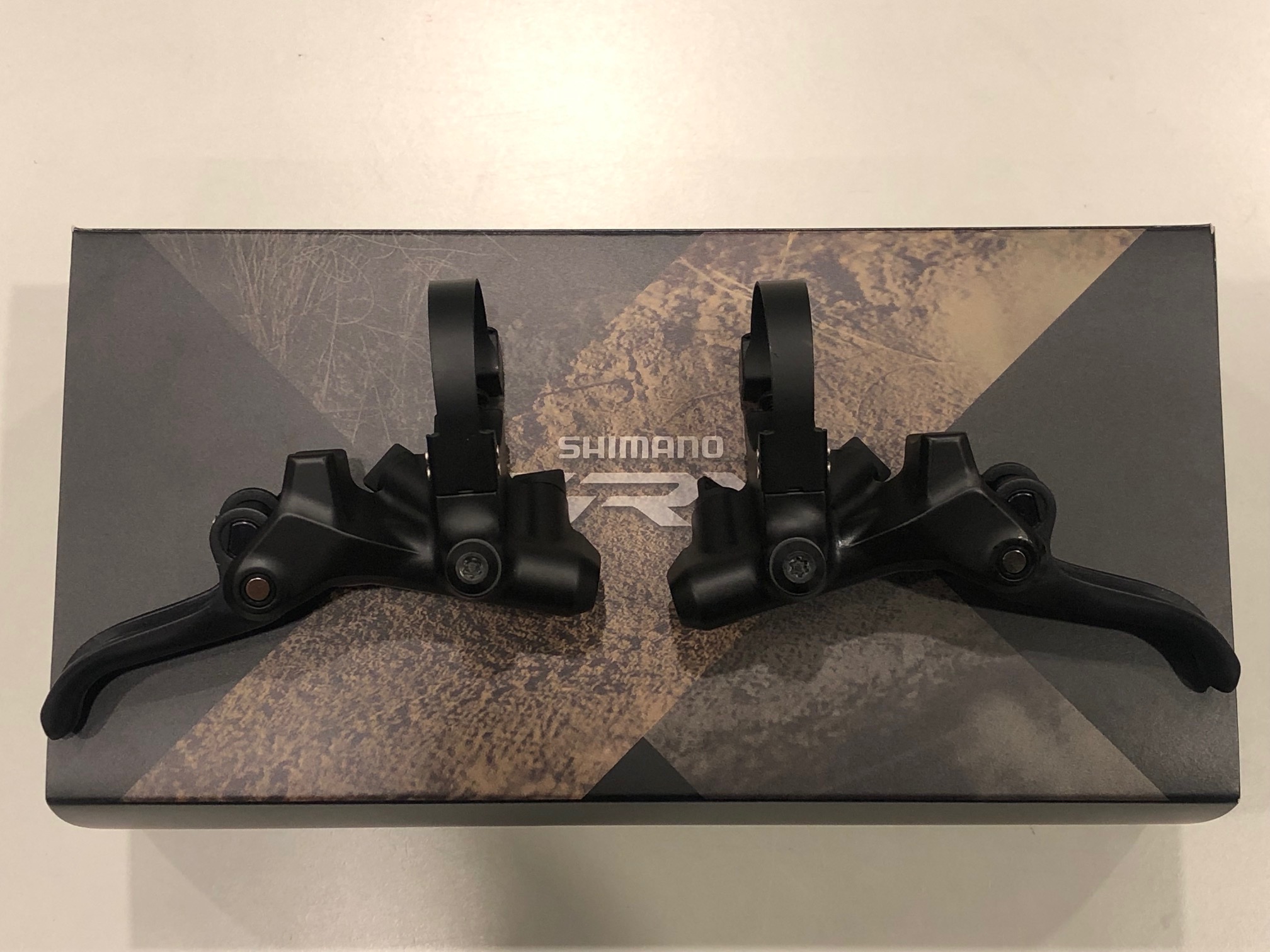 SHIMANO/BL-RX812 ハンドル上部からでもブレーキが可能