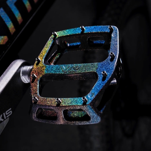 クリスタルメモリー gp 1.21 GW Flux Capacitor [FLX-CPTR] : Motorcycle Lift Tables